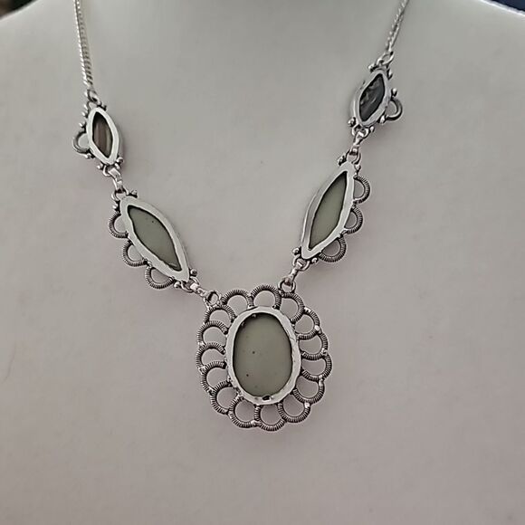 Abalone Earrings and Necklace 18" - Picture 9 of 9